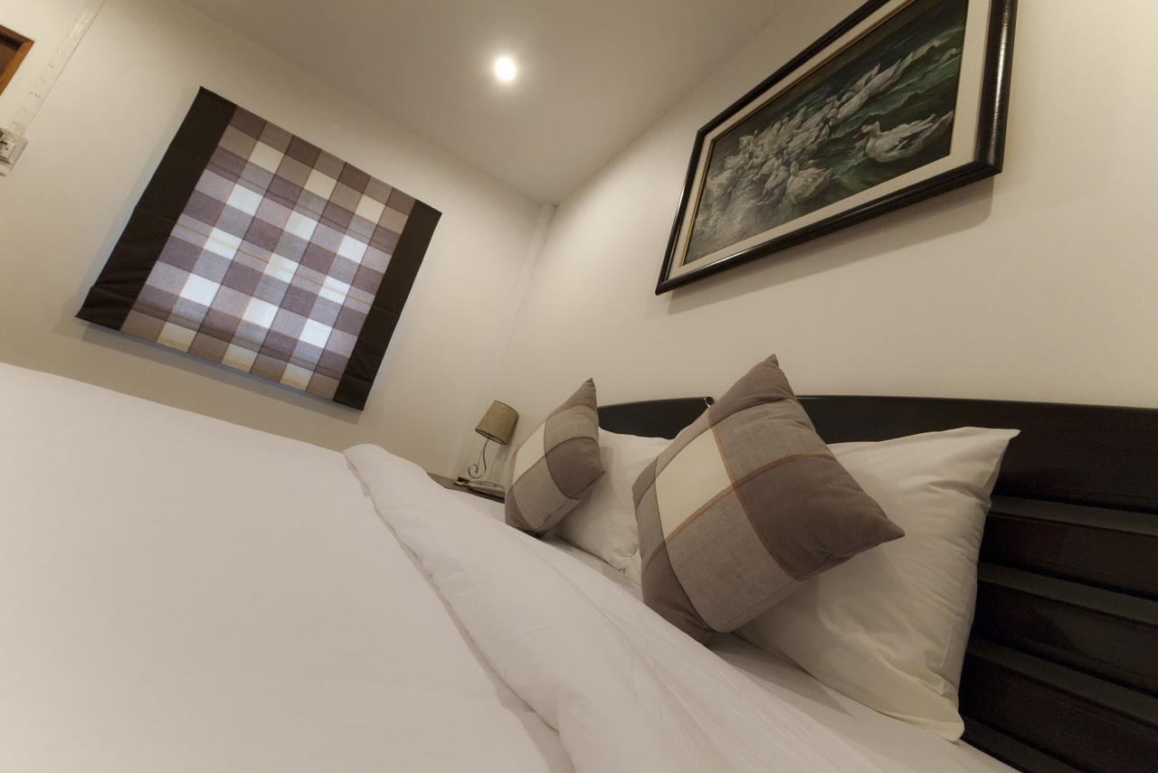Tree House Hotel Sisaket Экстерьер фото